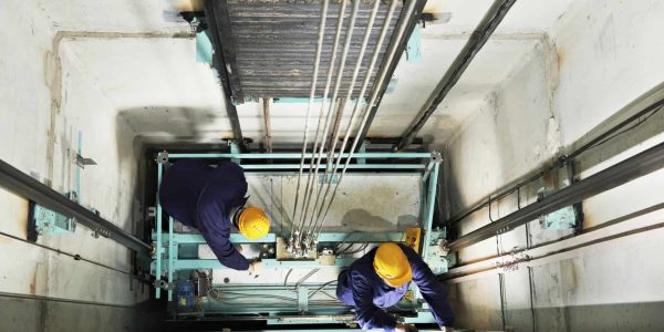 Manutenção Preventiva e Corretiva de Elevadores 1