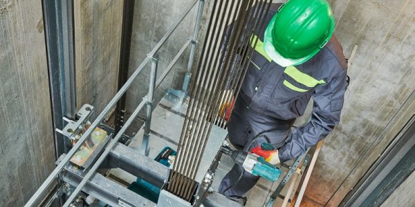 Manutenção Preventiva e Corretiva de Elevadores 3